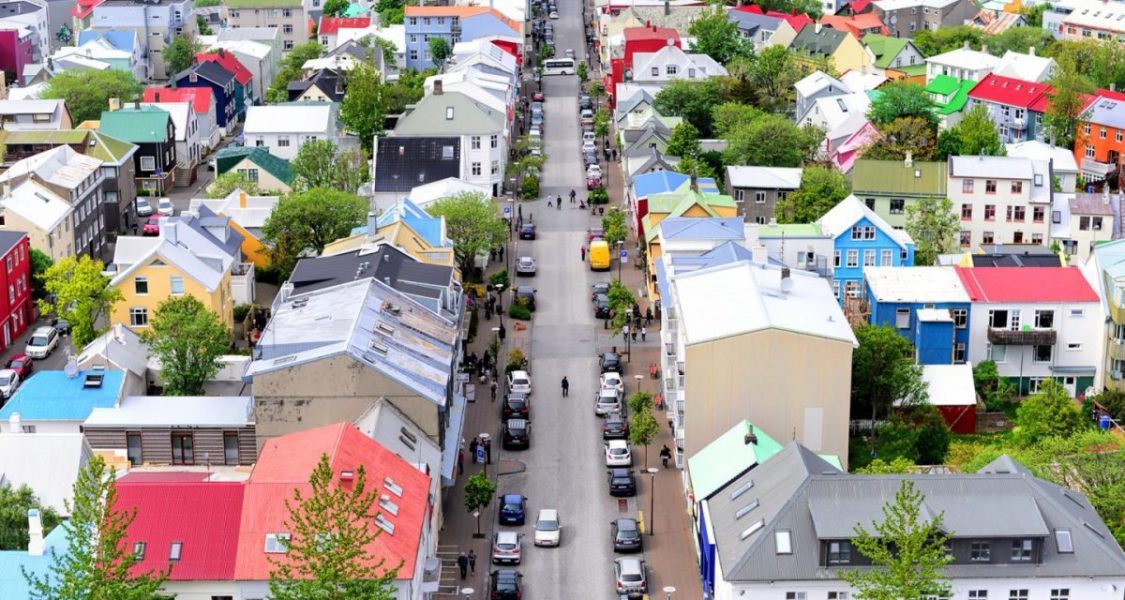 Bunte Häuser in der Innenstadt von Reykjavik